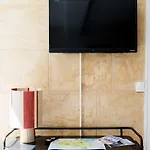 Robs - Confort, Tv Connectée, Débit, Localisation Idéale - Courts Séjours&affaires 3*