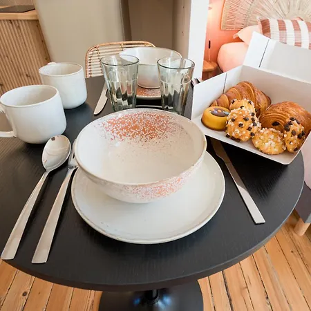 Aparthotel Villa Robs - Studios Et Appartements - Localisation Ideale