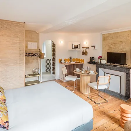 Aparthotel Robs - Confort, Tv Connectee, Debit, Localisation Ideale - Courts Sejours & Affaires 3*