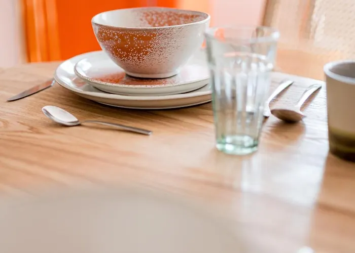 Robs - Confort, Tv Connectee, Debit, Localisation Ideale - Courts Sejours & Affaires