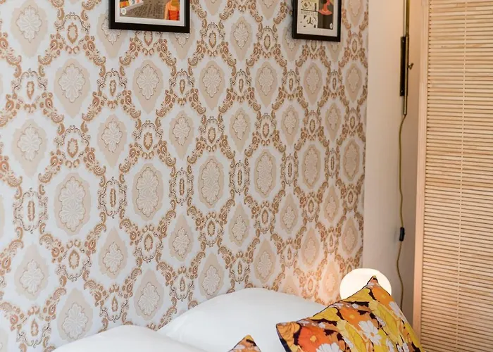 Apartmanhotel Robs - Confort, Tv Connectee, Debit, Localisation Ideale - Courts Sejours & Affaires 3*