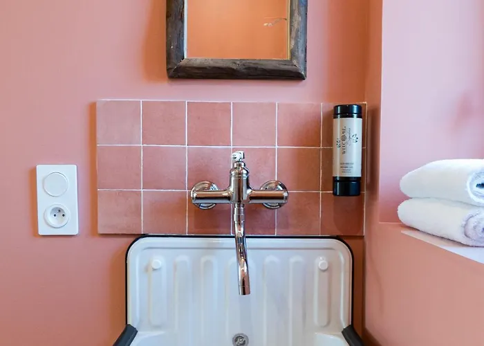 Robs - Confort, Tv Connectee, Debit, Localisation Ideale - Courts Sejours & Affaires 3* Caen