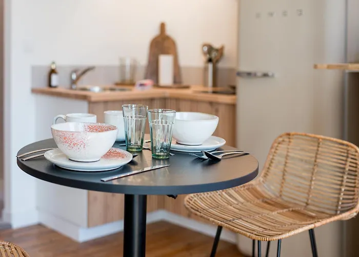 Robs - Confort, Tv Connectee, Debit, Localisation Ideale - Courts Sejours & Affaires 3* Caen