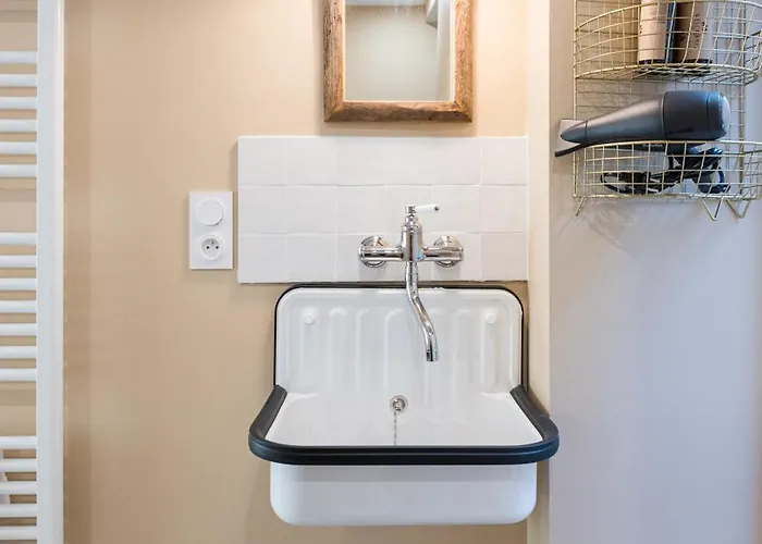 Apartmanhotel Robs - Confort, Tv Connectee, Debit, Localisation Ideale - Courts Sejours & Affaires